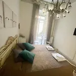 Be Happy 4*