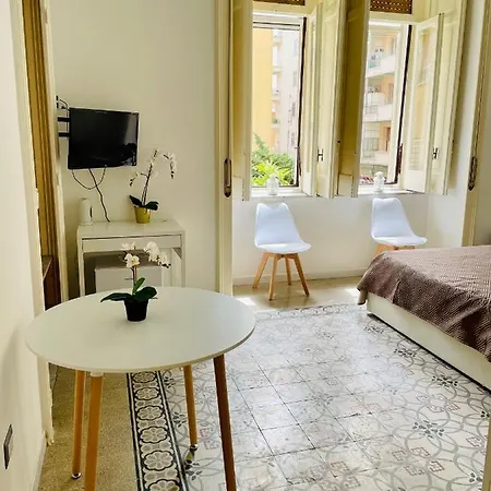 Bed and Breakfast Be Happy Σαλέρνο
