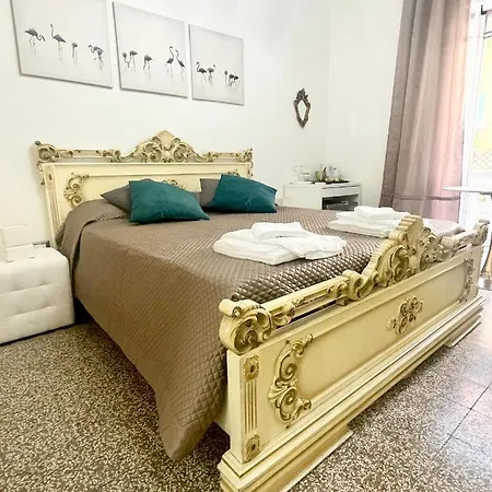 Be Happy Bed & Breakfast *